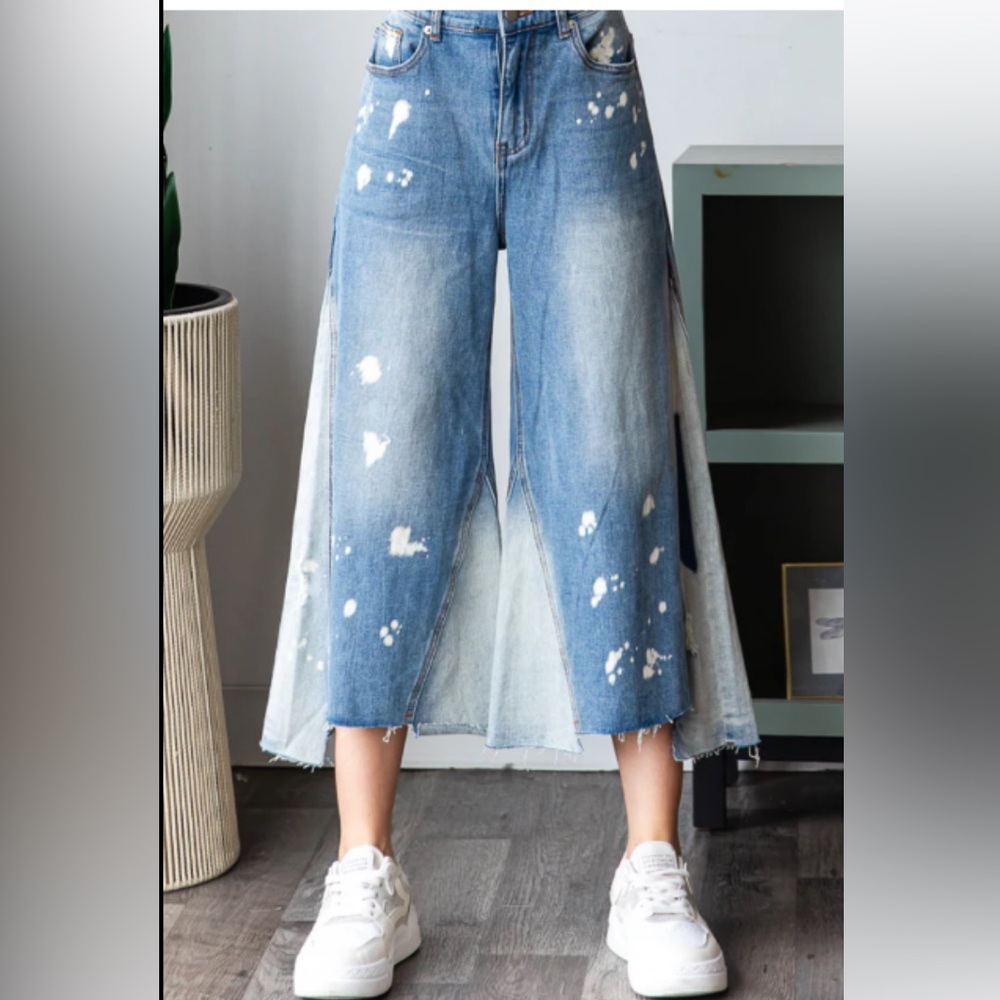 Oli & Hali Light Blue Distressed Wide Leg Cropped Jeans
